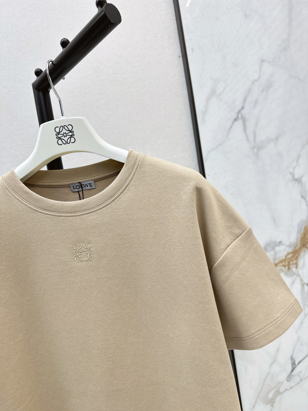 Loe 25ss embroidered t-shirt