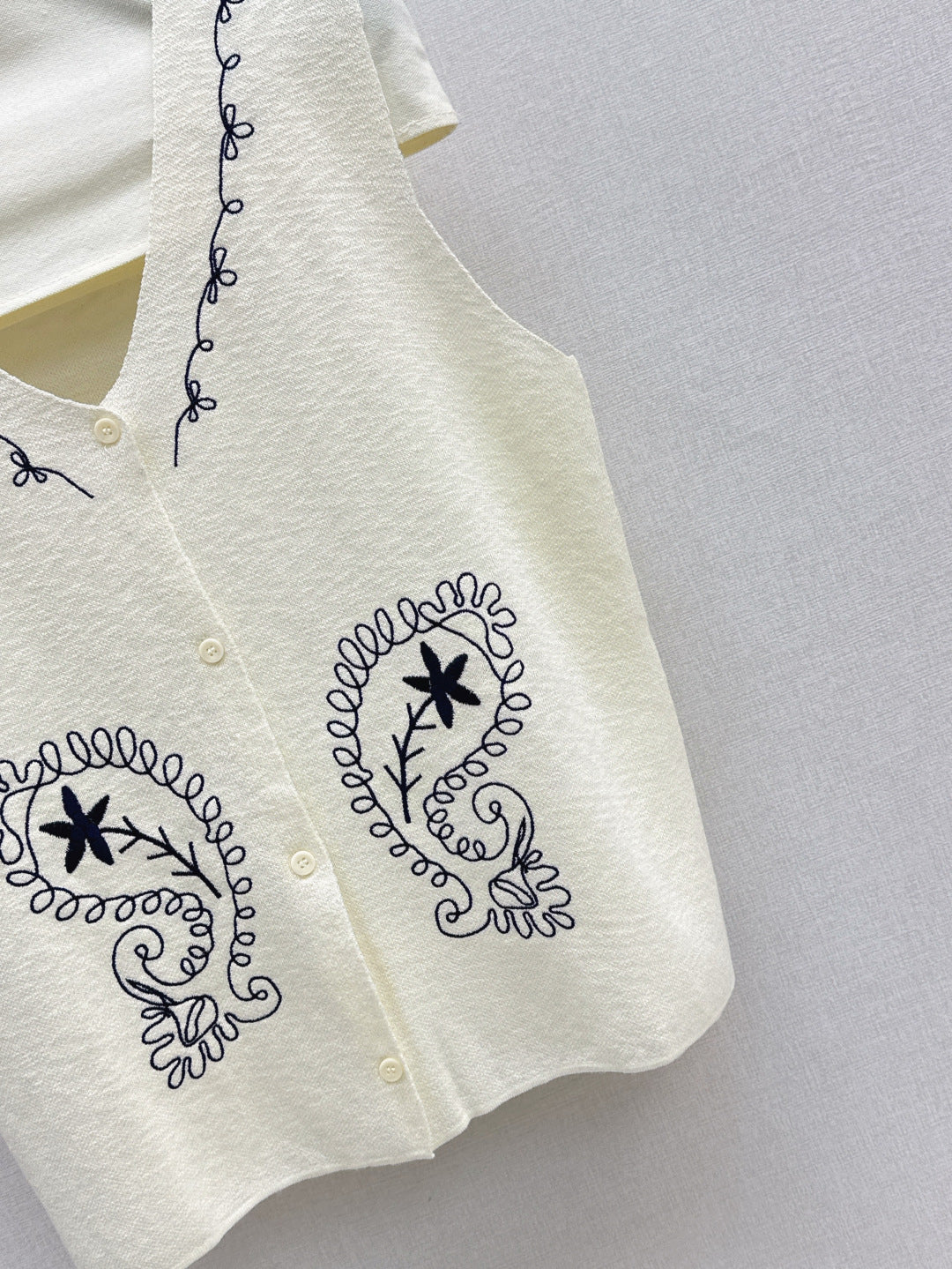 Max 25ss embroidered vest