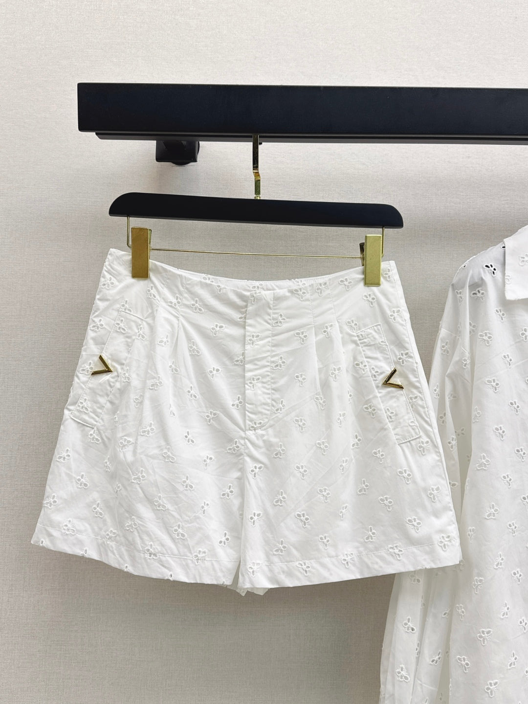 Valen 25ss embroidered suit