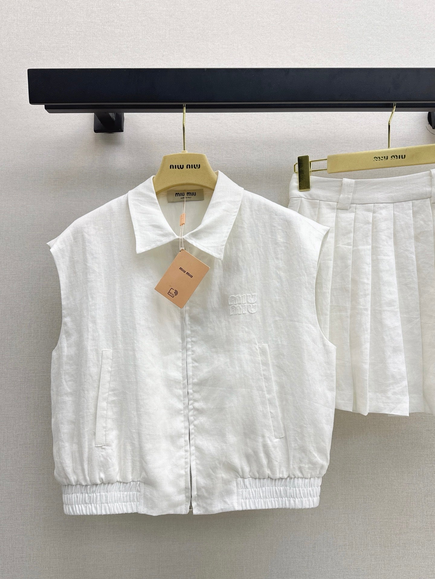 Miu 25ss linen suit