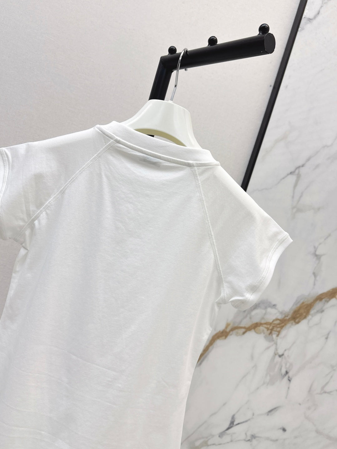 Loe 25ss embroidered t-shirt