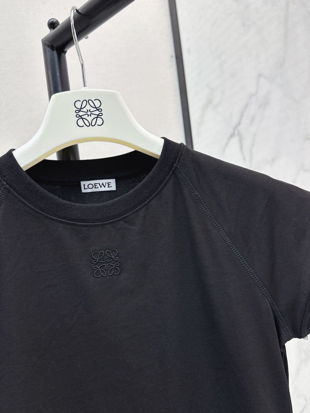 Loe 25ss embroidered t-shirt