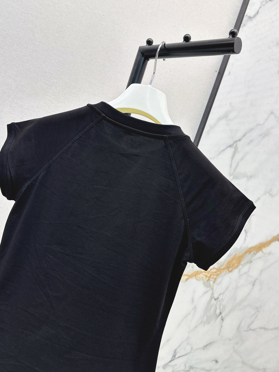 Loe 25ss embroidered t-shirt