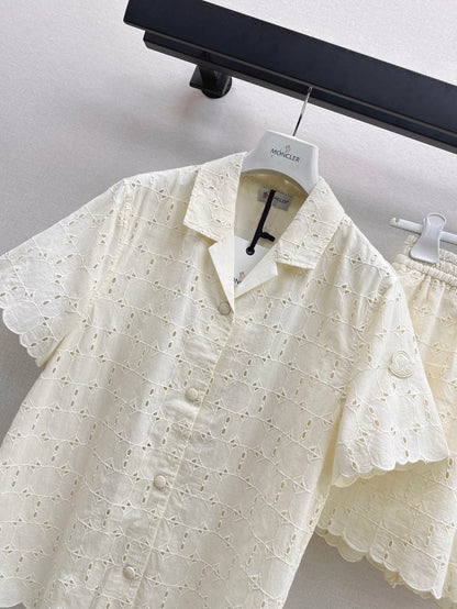 Monc 25ss embroidered suit