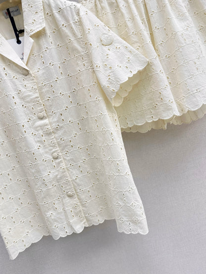 Monc 25ss embroidered suit