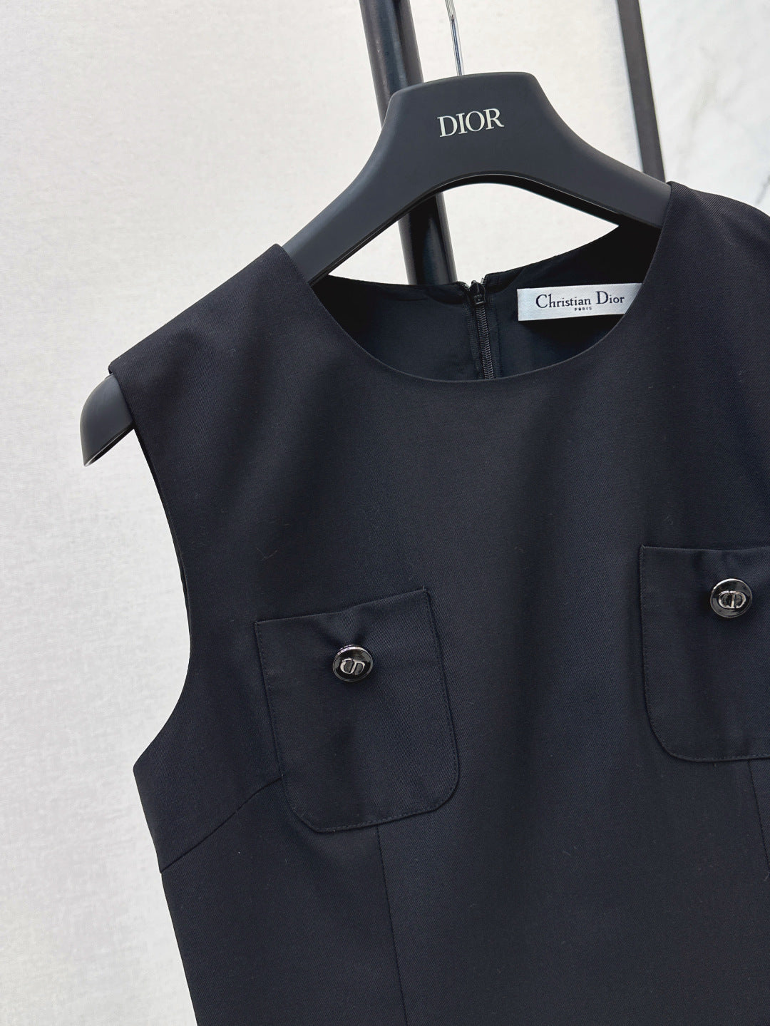 CD 25ss sleeveless dress