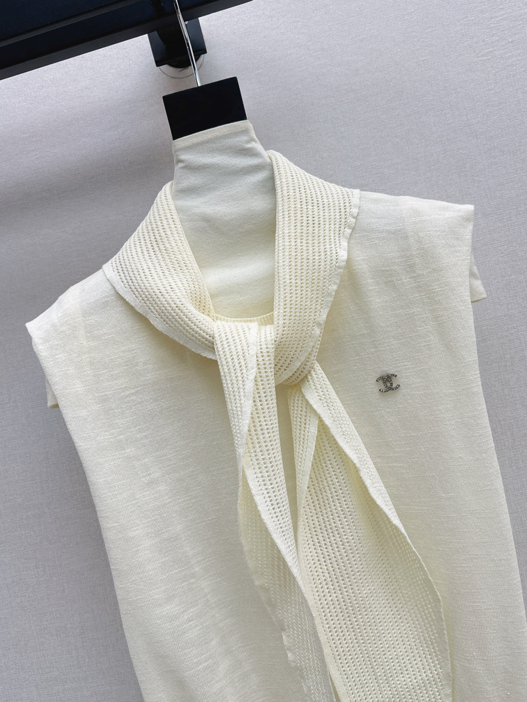 Chan 25ss knit vest