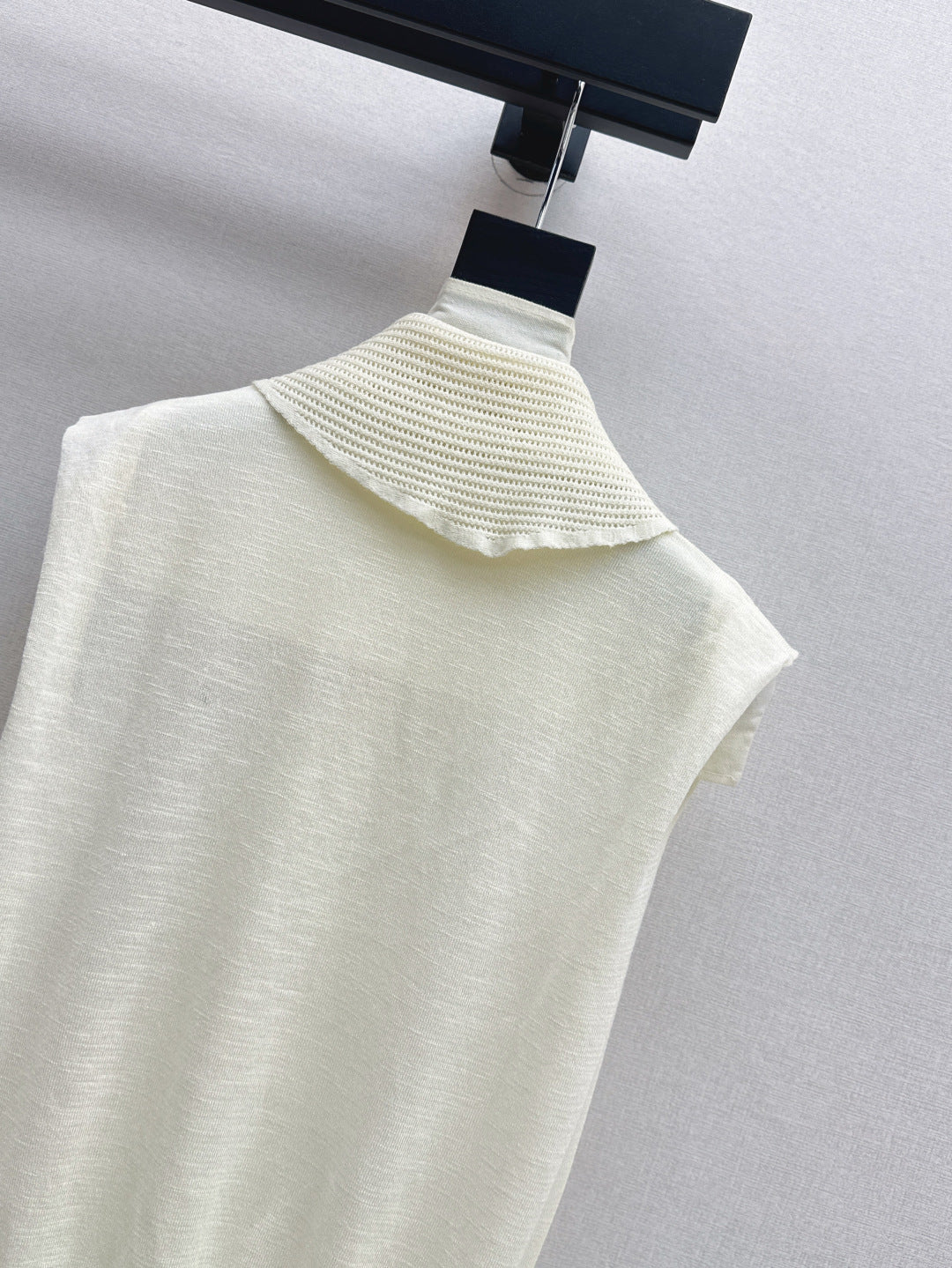 Chan 25ss knit vest