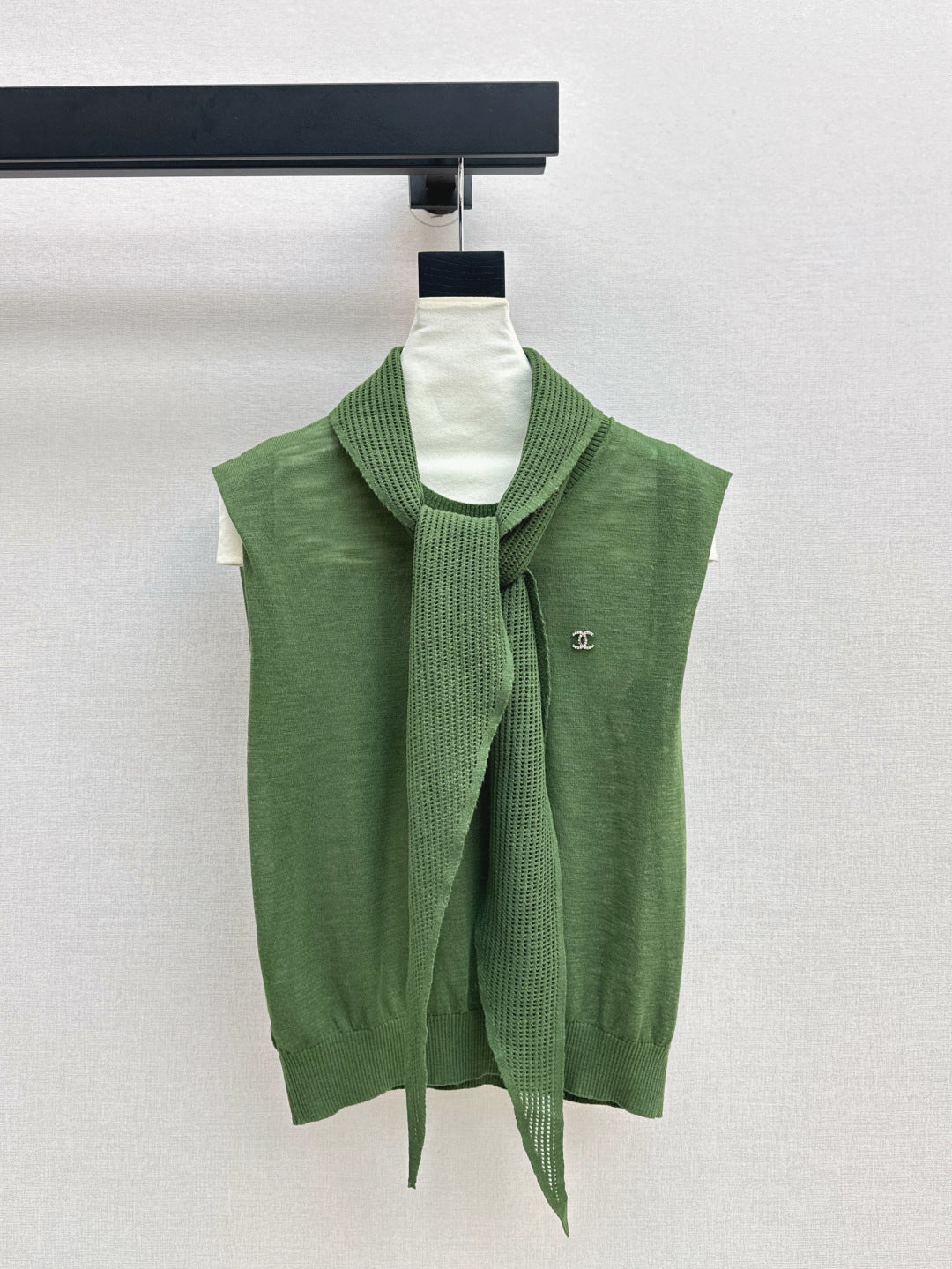 Chan 25ss knit vest