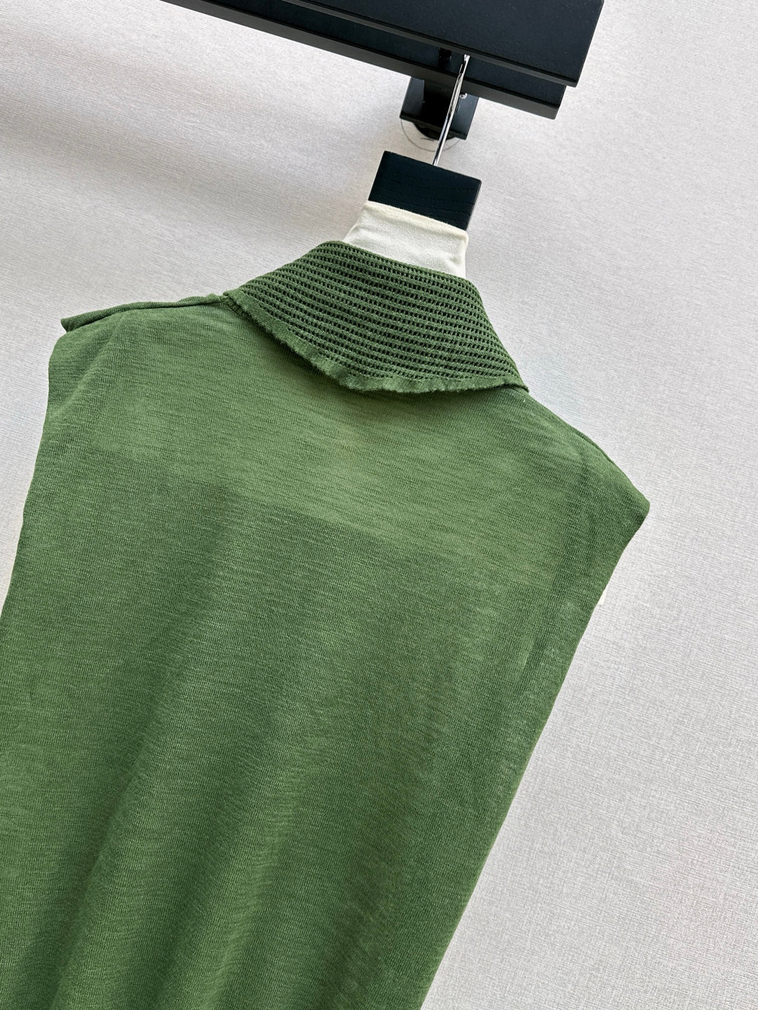 Chan 25ss knit vest
