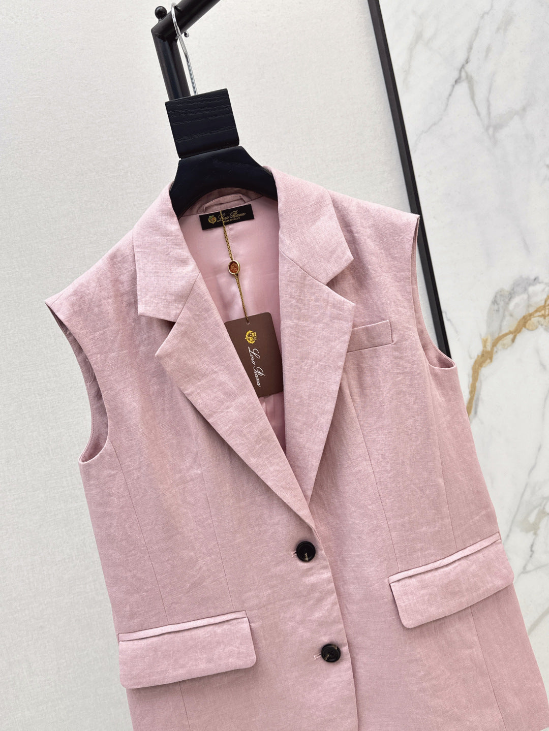 Loro 25ss linen vest