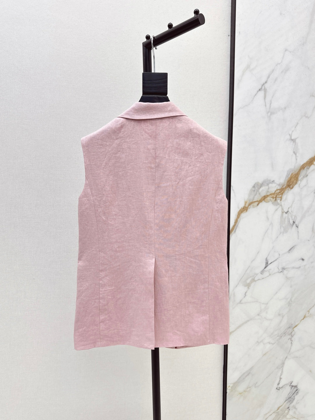 Loro 25ss linen vest