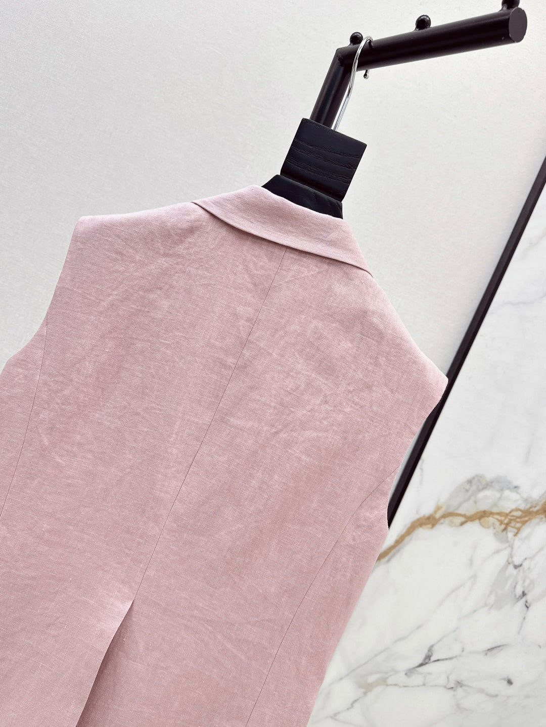 Loro 25ss linen vest