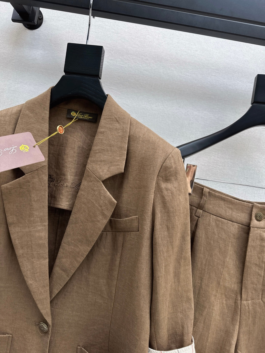 Loro 25ss linen suit