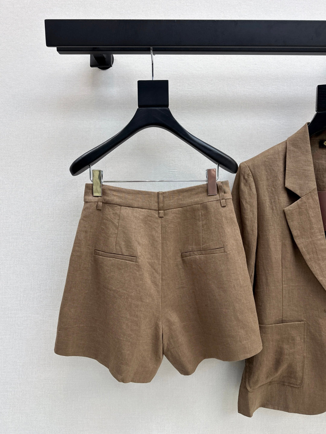 Loro 25ss linen suit