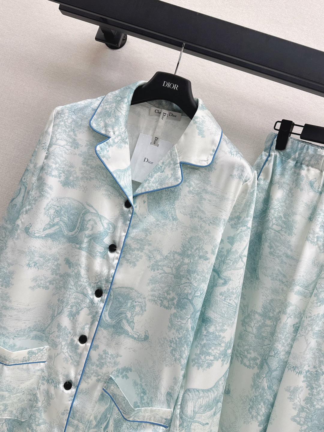 CD 25ss print suit