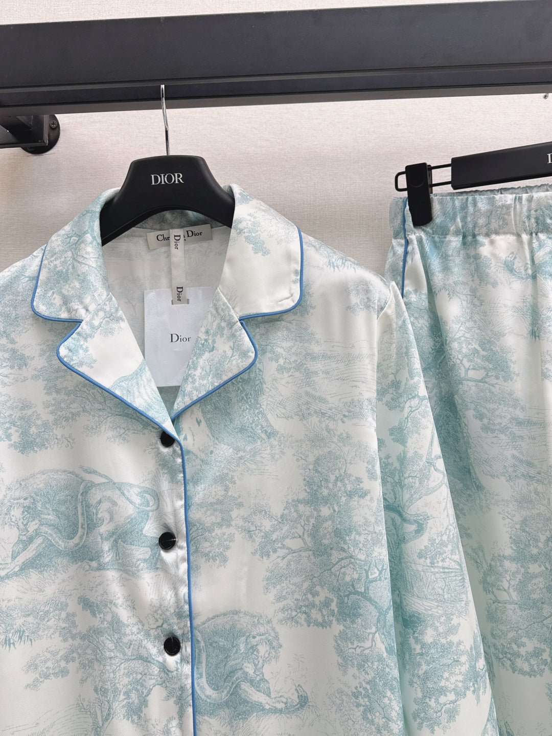 CD 25ss print suit