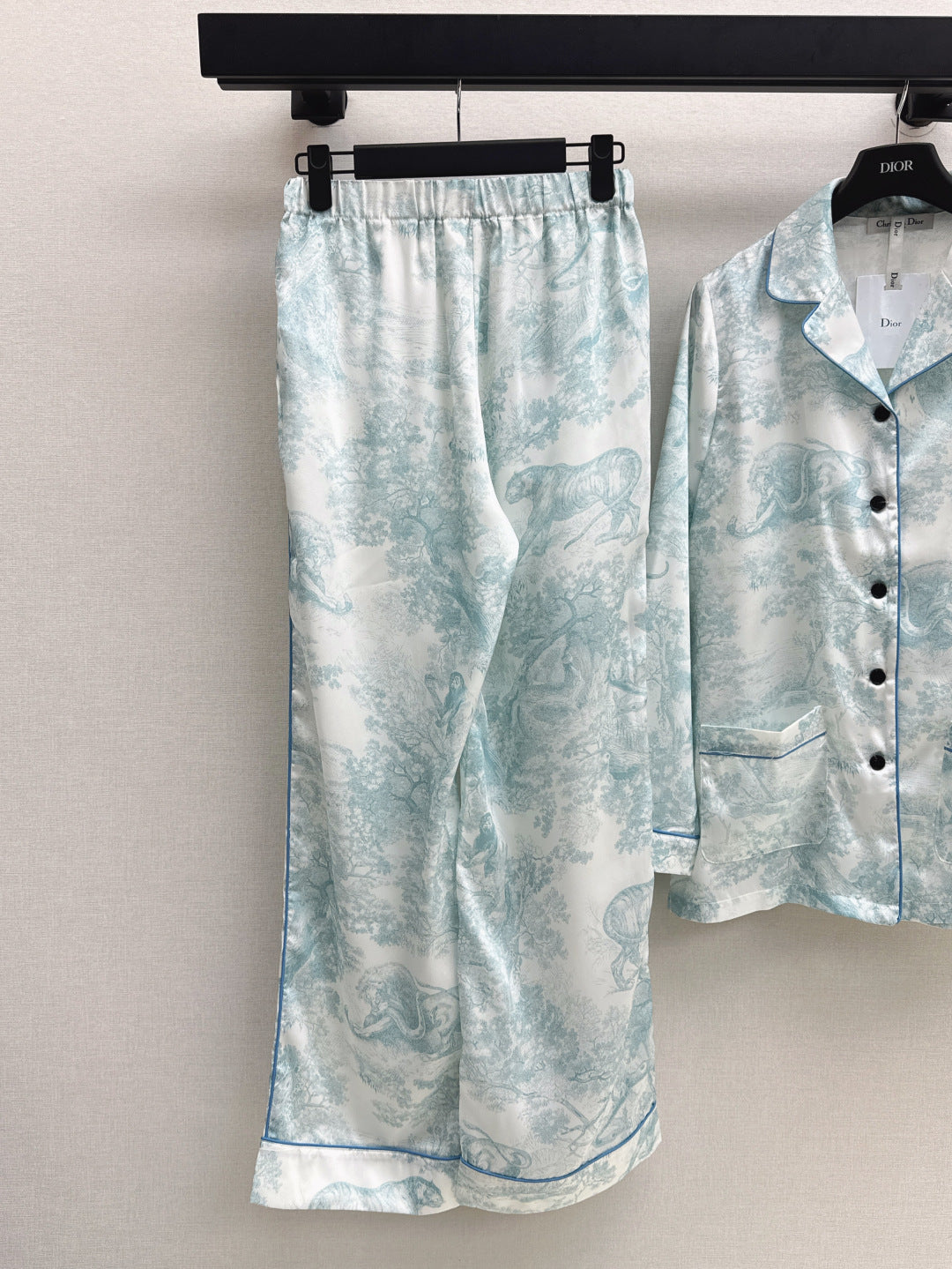 CD 25ss print suit