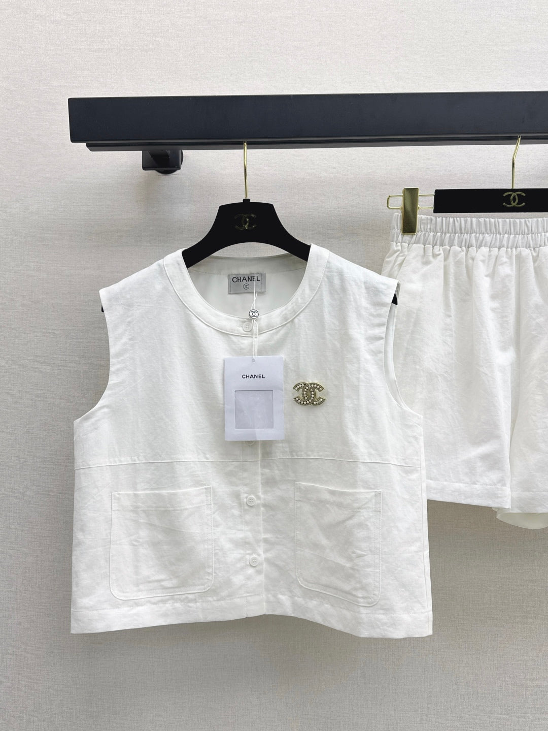 Chan 25ss vest short set