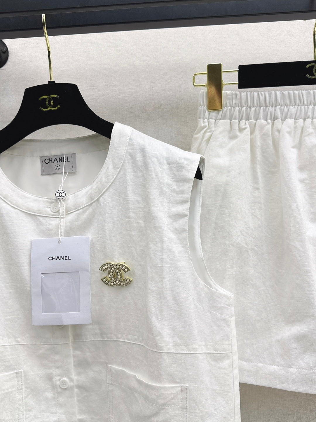 Chan 25ss vest short set