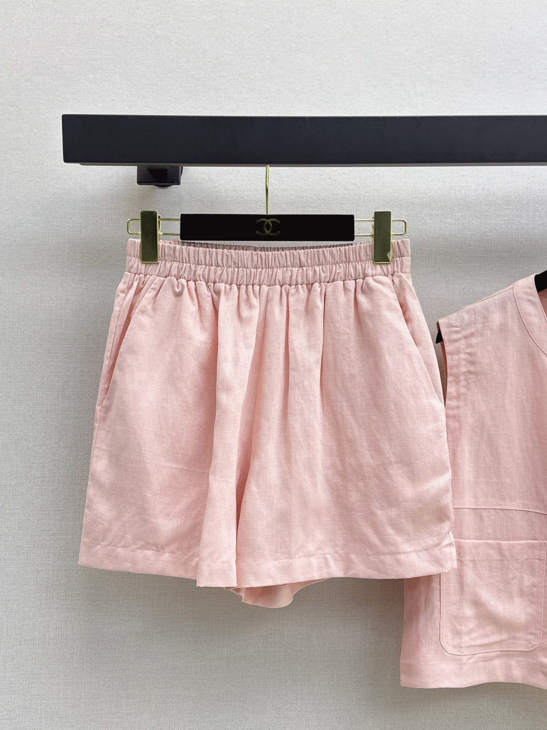 Chan 25ss vest short set