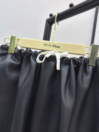 Miu 25ss leather skirt