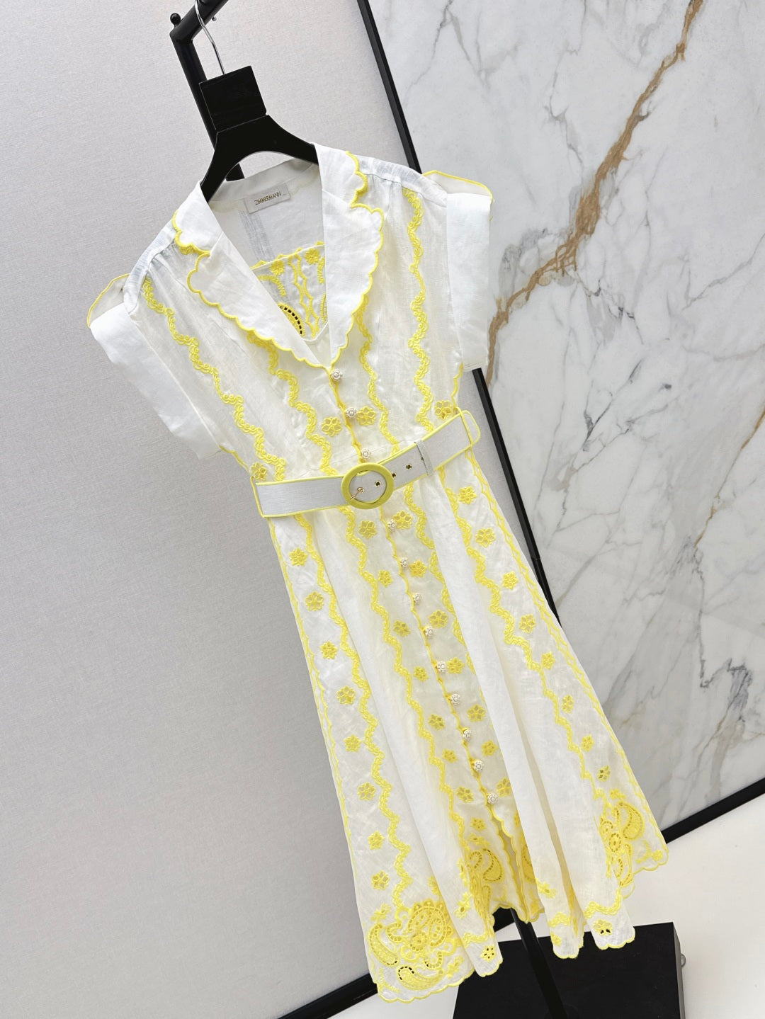 Zimm 25ss linen embroidered dress