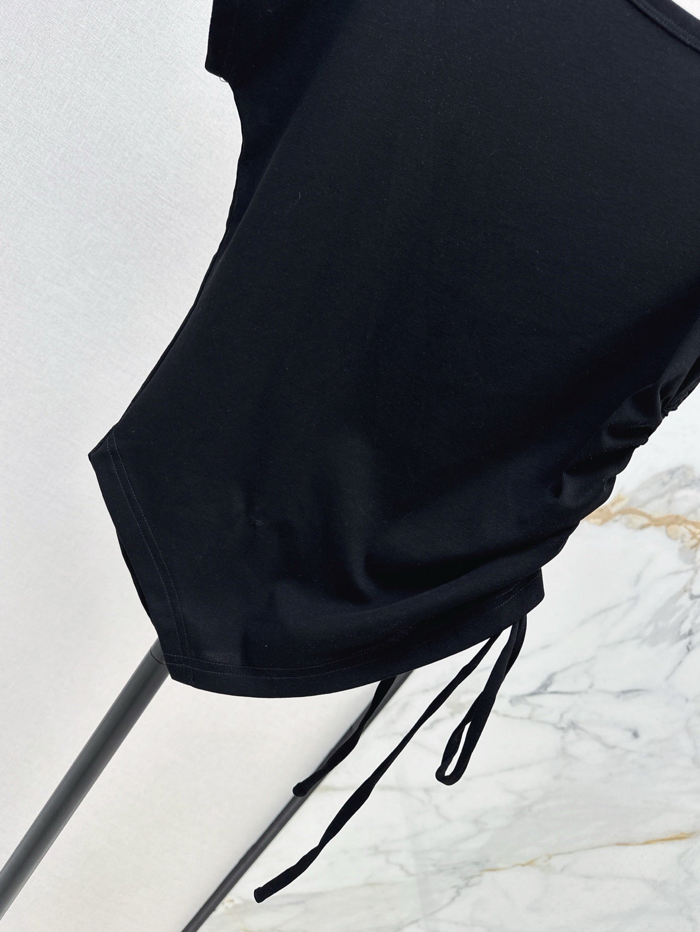 Saint lau 25ss off-shoulder shirt