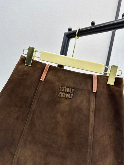 Miu 25ss suede skirt