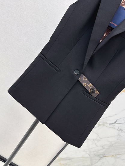 Louis 25fw sleeveless jacket