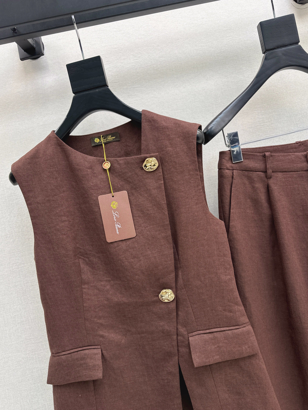 Loro 25ss linen suit
