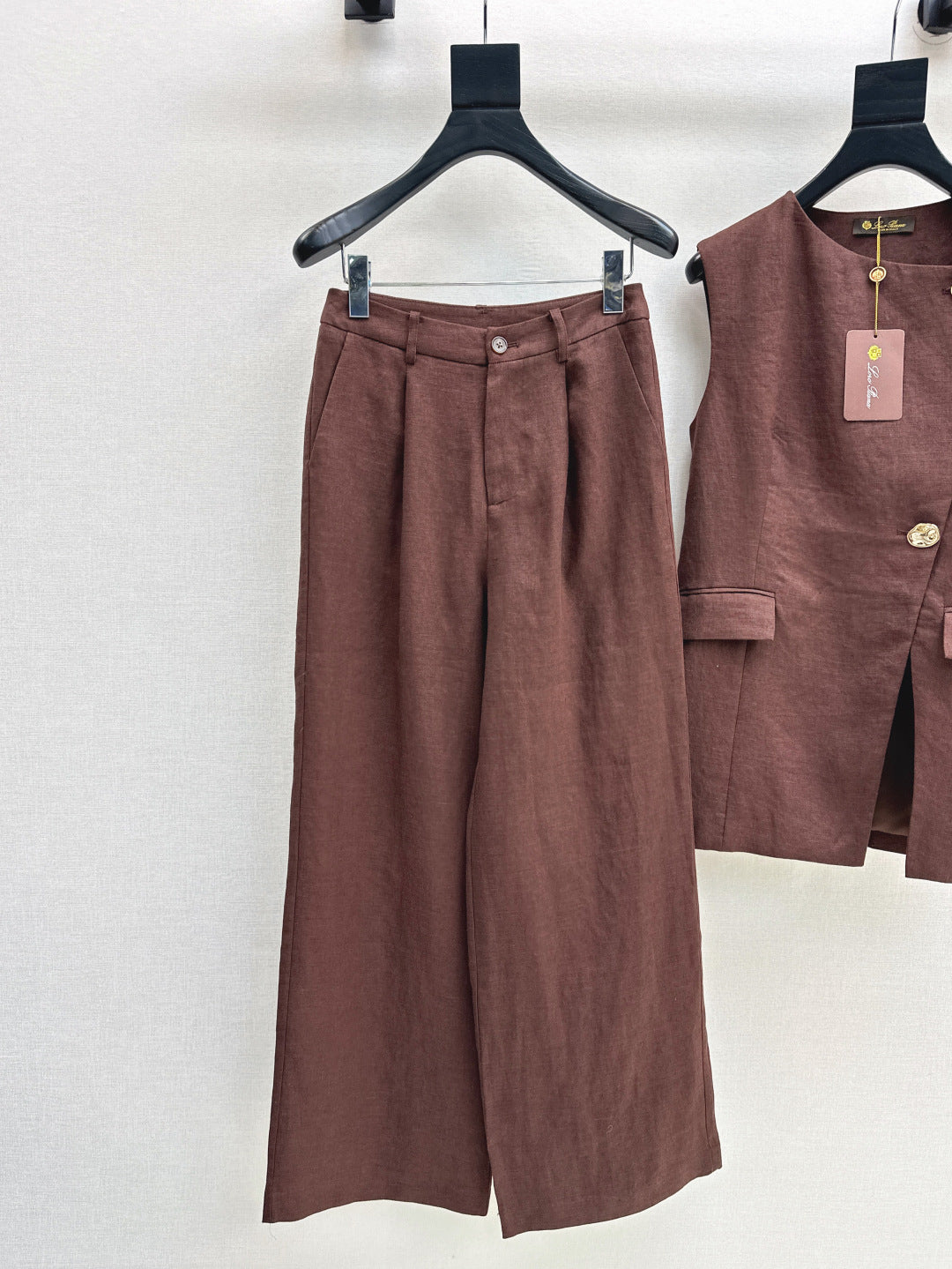 Loro 25ss linen suit