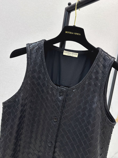 Bottega 25ss sleeveless leather jacket