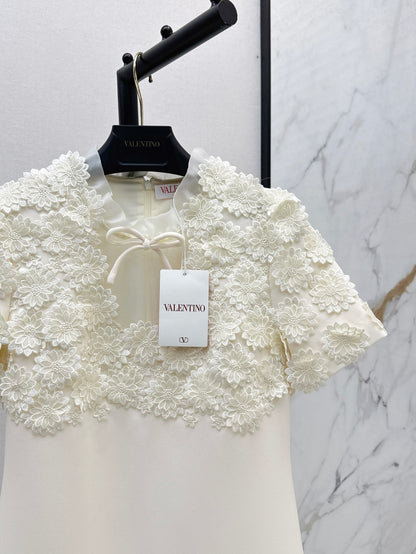Valen 25fw embroidered dress