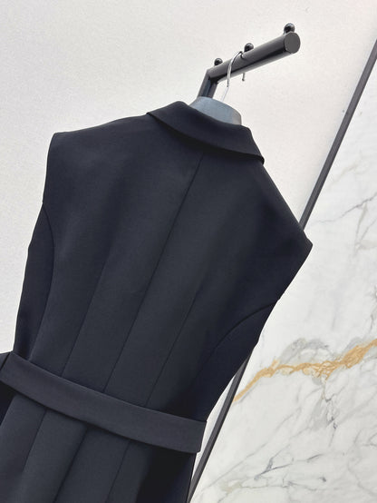 CD 25fw sleeveless dress