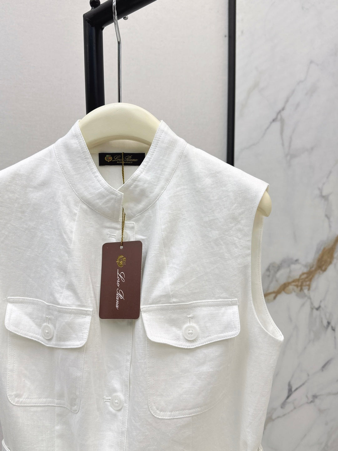 Loro 25ss Linen vest