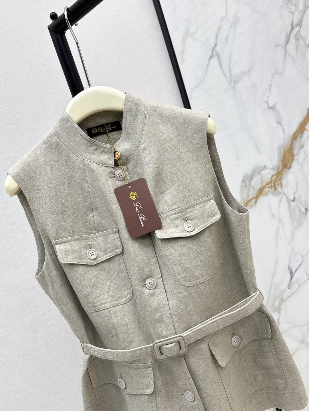 Loro 25ss Linen vest