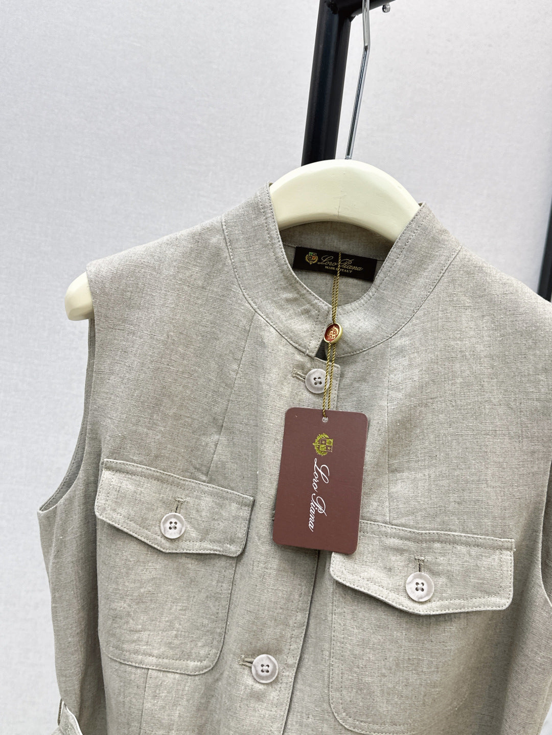Loro 25ss Linen vest
