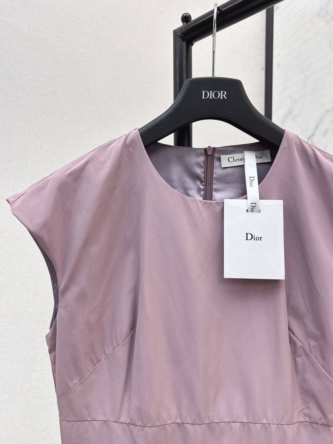 CD 25ss sleeveless dress