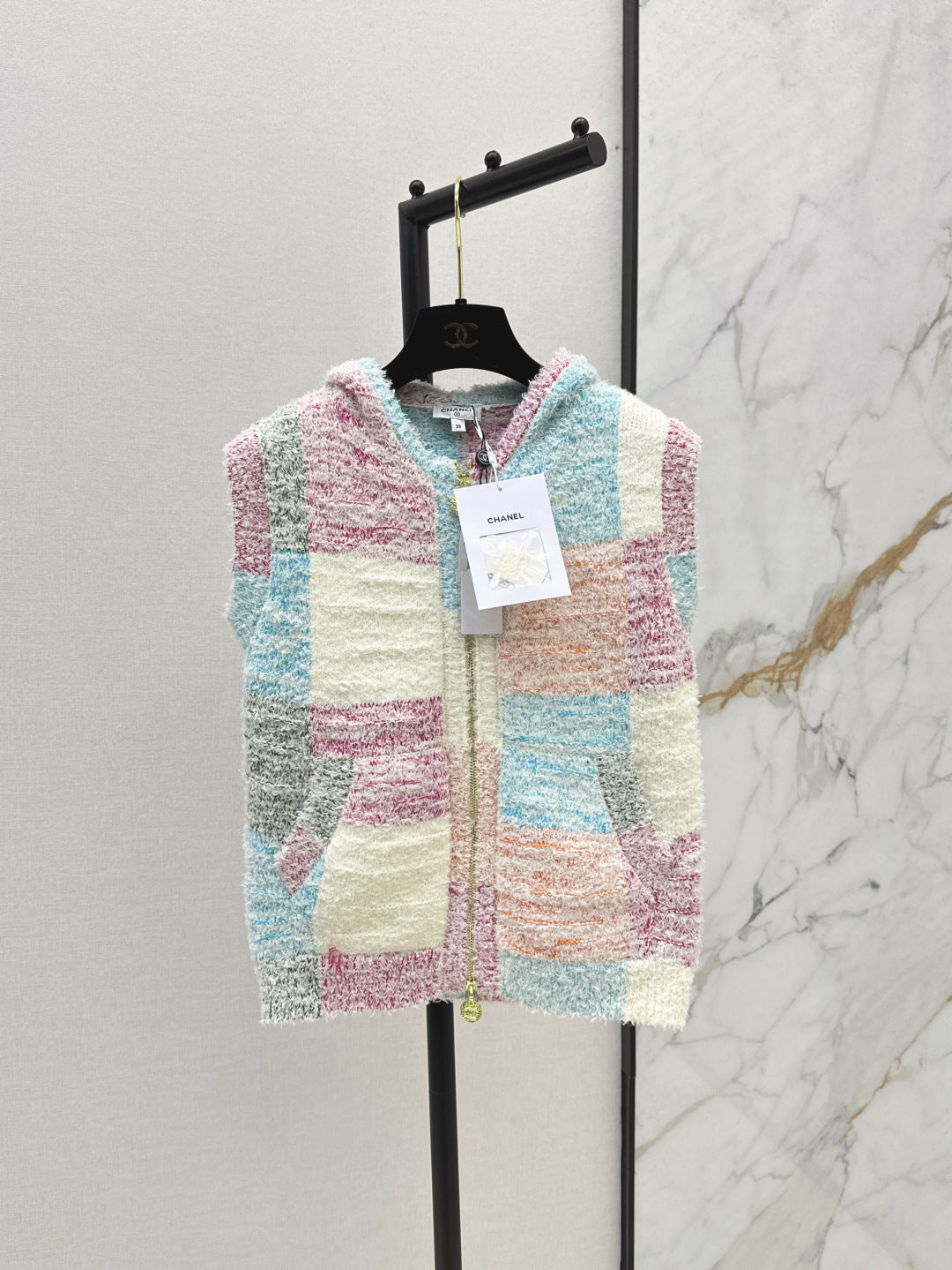 Chan 25fw hooded vest