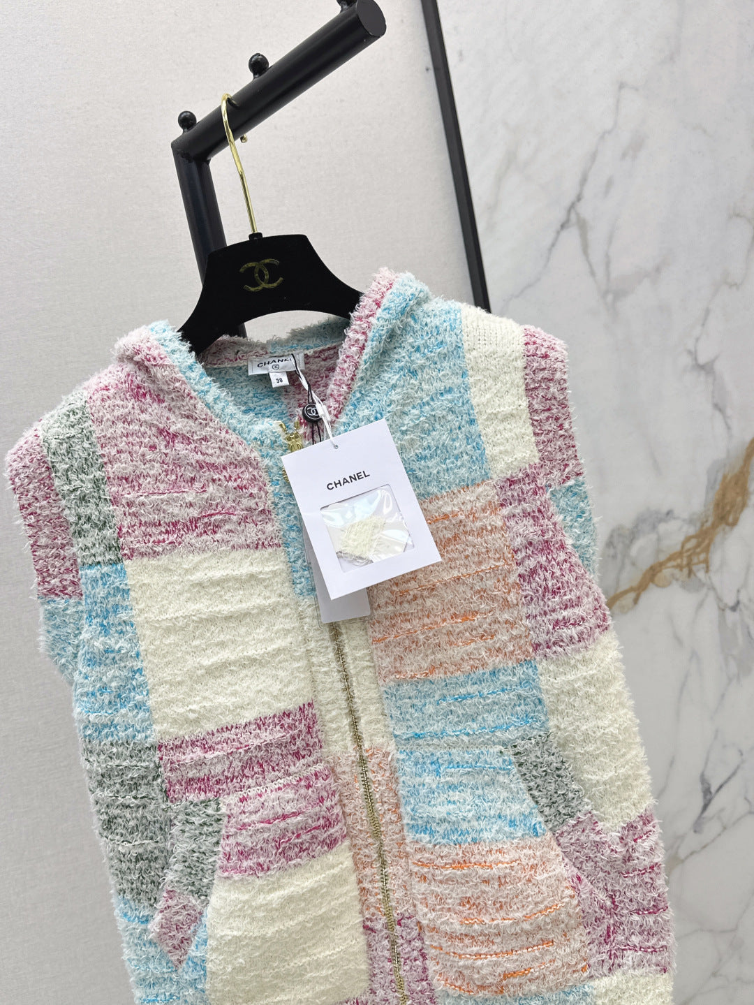 Chan 25fw hooded vest