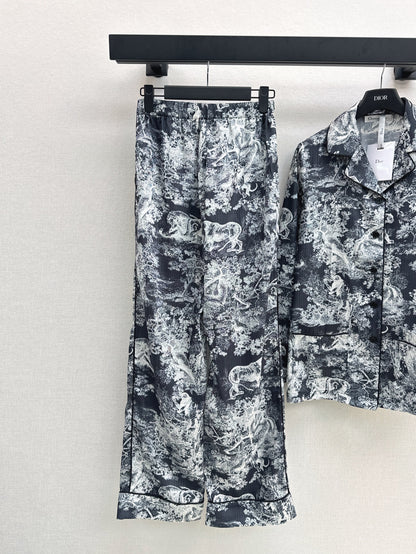CD 25ss printed suit