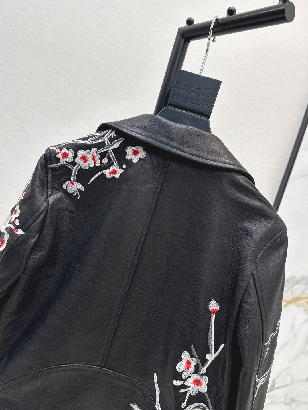 Queen 25fw leahter jacket