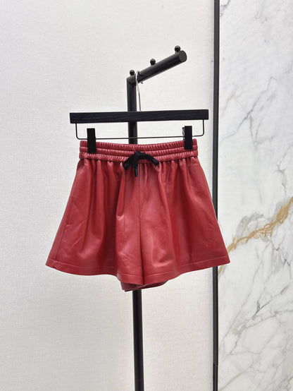 Loro 25fw leather short