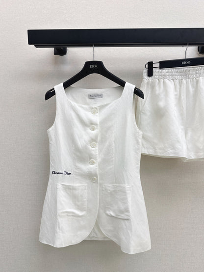 CD 25ss linen suit
