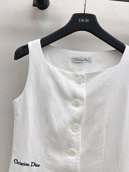 CD 25ss linen suit