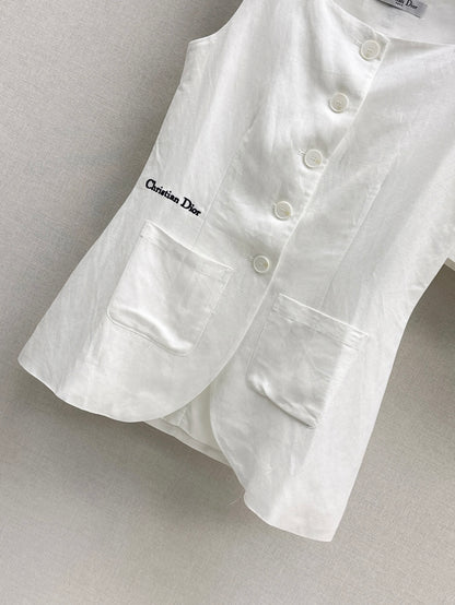 CD 25ss linen suit