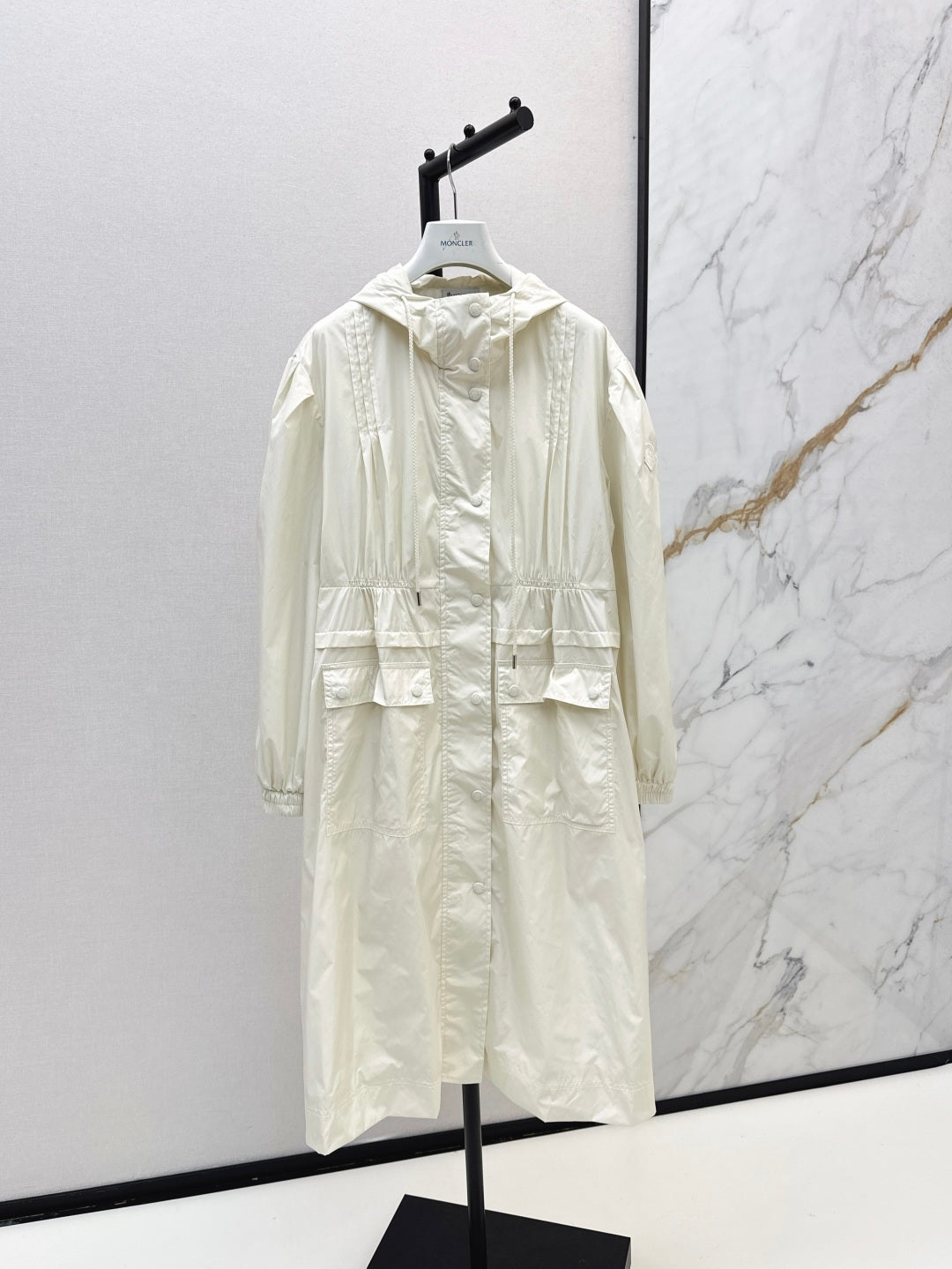 Monc 25fw trench coat