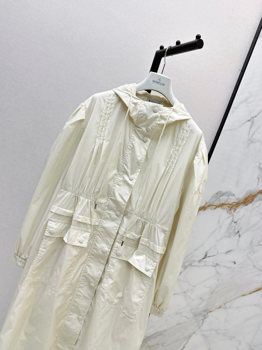 Monc 25fw trench coat