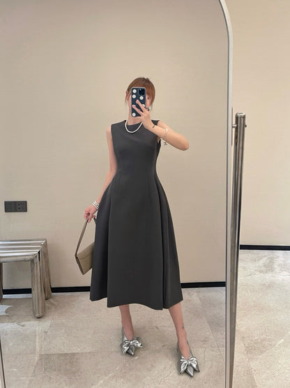 CD 25fw sleeveless dress
